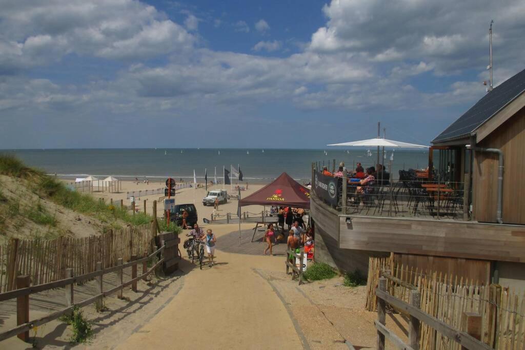 Apartamento Residentie Astrid Met Private Parking Bredene