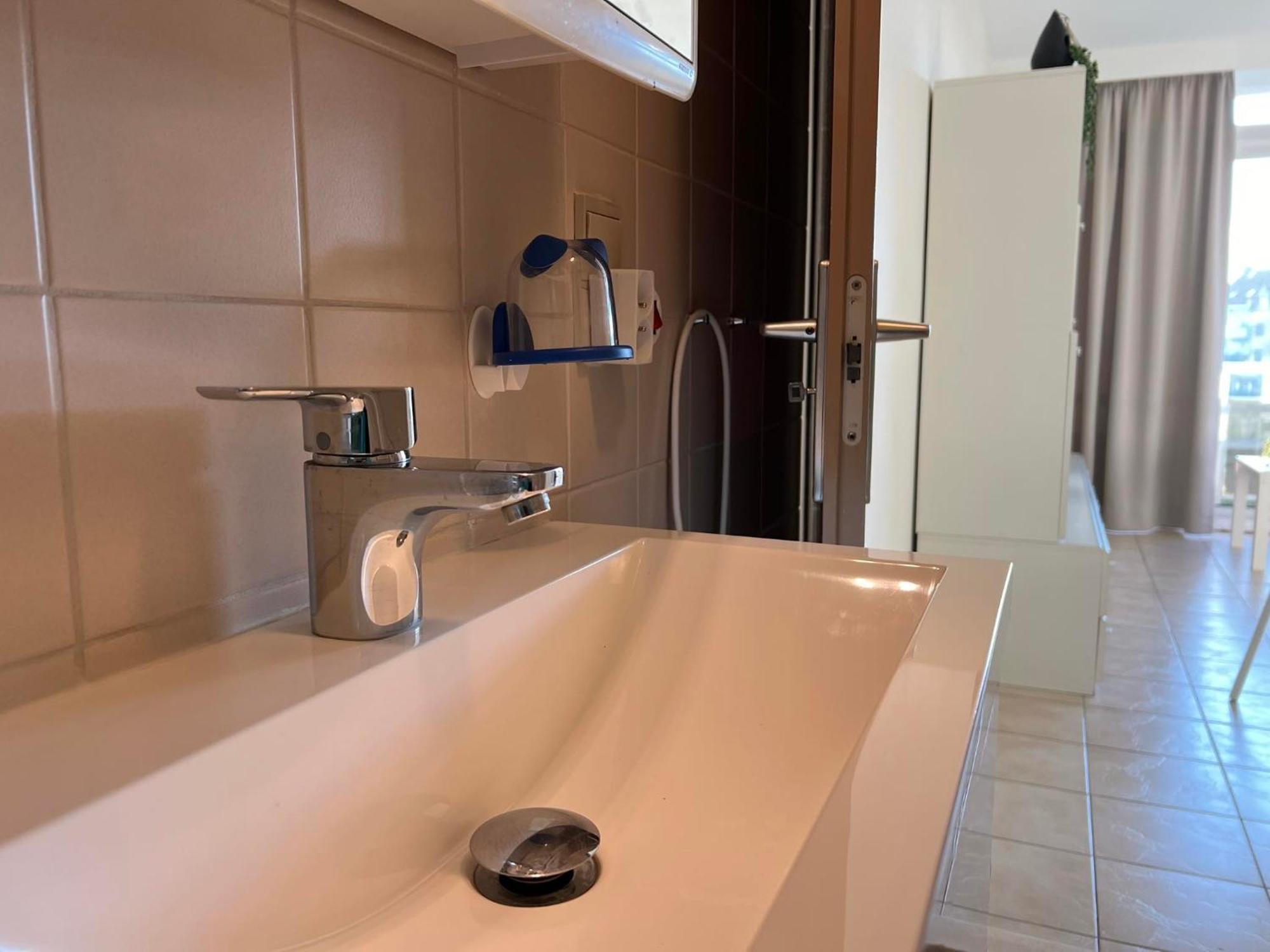 Residentie Astrid Met Private Parking Apartment *
